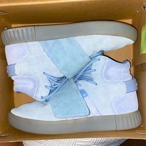 Adidas women’s shoes